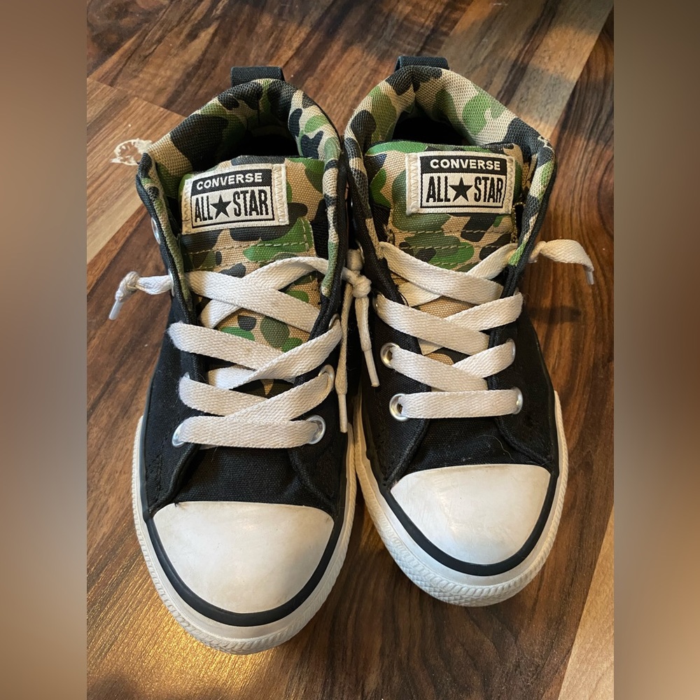 Unisex kids Converses
